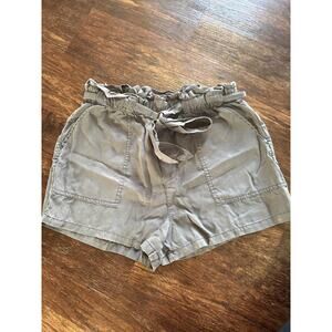 Garage Women's M Olive Paperbag High Waist Tie Belt Shorts GUC